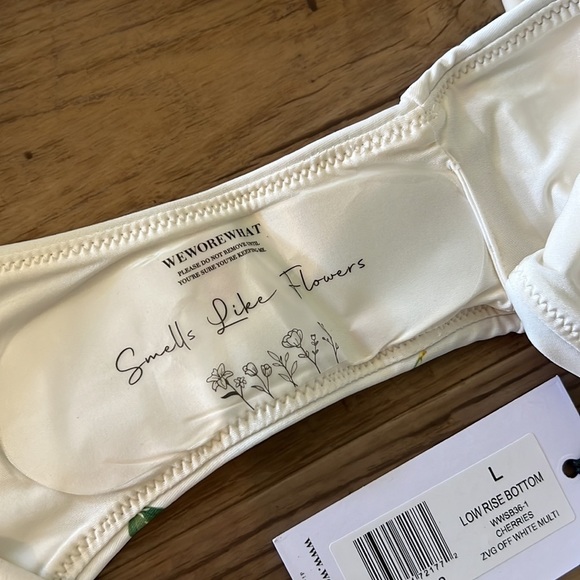 weworewhat cherries claudia swimsuit top and low rise bottom size large - Picture 8 of 8